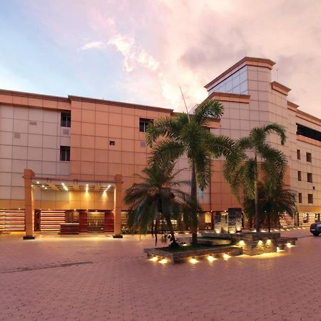 Hotel Kings Empire Kochi Zewnętrze zdjęcie