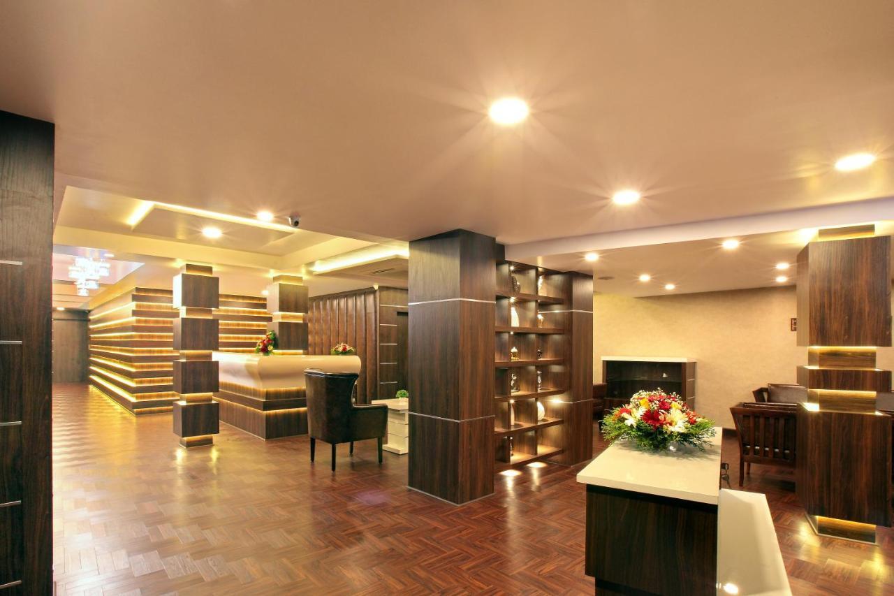 Hotel Kings Empire Kochi Zewnętrze zdjęcie